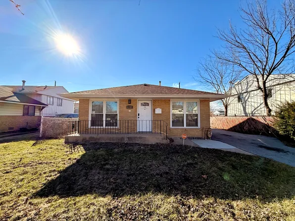 11742 S Racine Ave, Chicago, IL 60643