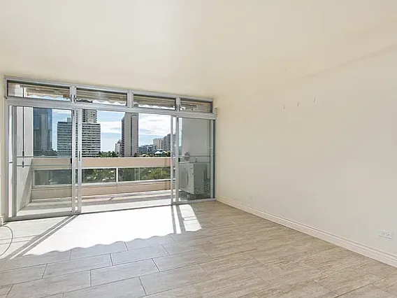 500 University Ave #710-9 — Photo 3