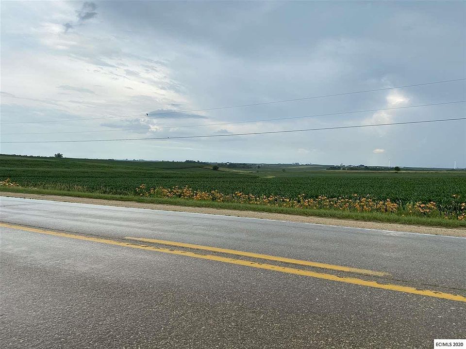 2nd image of 210 Trick Rd