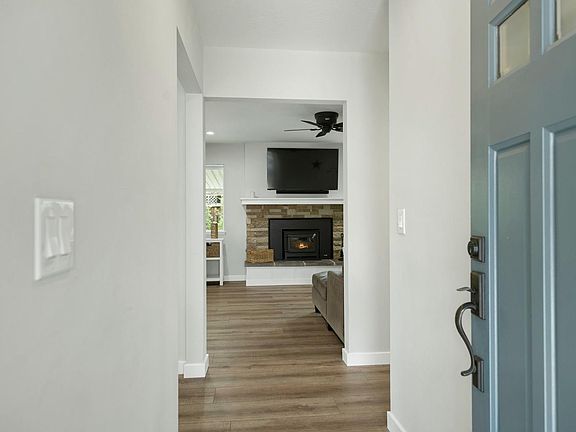 4th image of 763 Garland Court