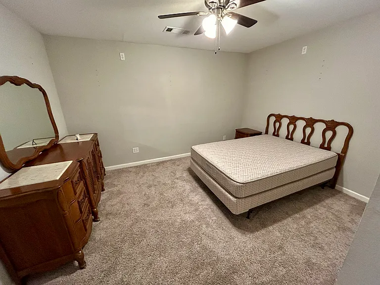 8 Guindola Way — Photo 15