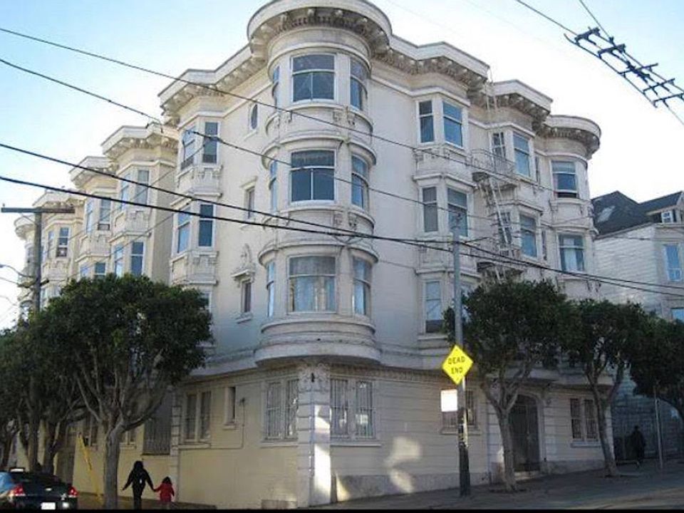 1st image of 3955 17th St APT 4