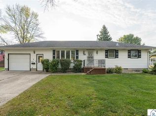 125 N Manitou Dr, Mankato, MN 56001