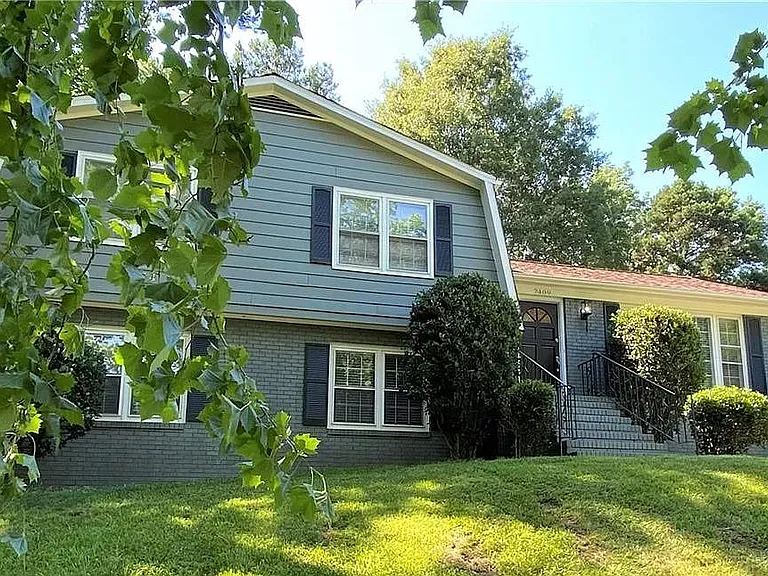 7409 Kilcullen Dr — Photo 1
