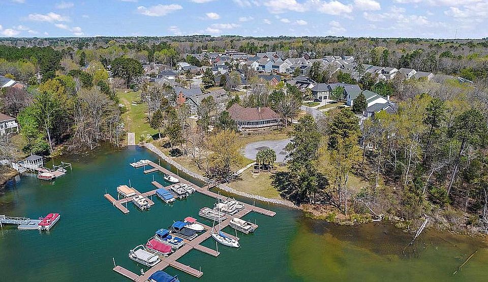 deeded boat slip