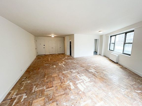 3rd image of 125-10 Queens Blvd #F12