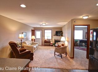 1452 Coventry Ln UNIT 3, Chippewa Falls, WI 54729