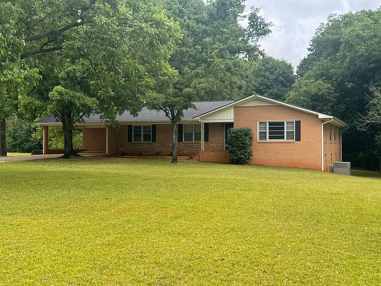 126 Ridgeway Church Rd — Photo 3