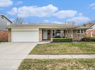 8731 Binney Dr, Warren, MI 48093