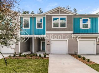 617 Cherry Ridge Dr, Orange Park, FL 32065