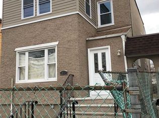 13814 233rd St #0, Rosedale, NY 11422