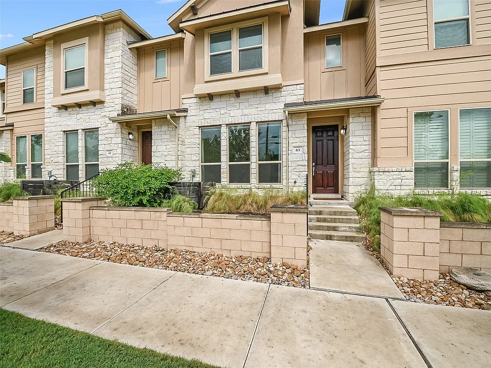 6814 E Riverside Dr #63