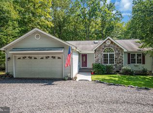 220 Creekside Dr, Locust Grove, VA 22508