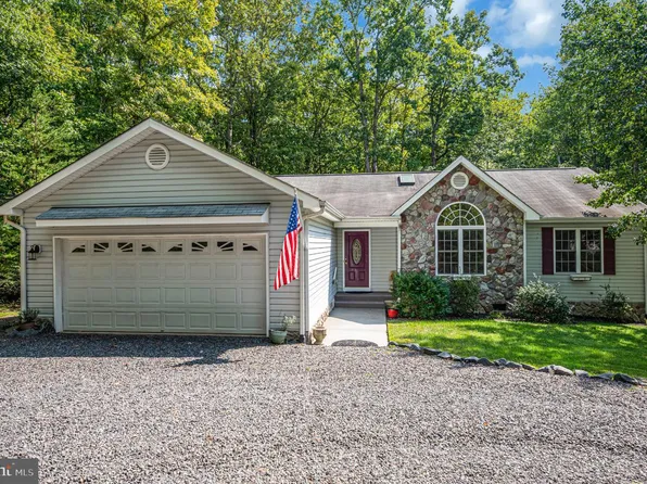 220 Creekside Dr, Locust Grove, VA 22508