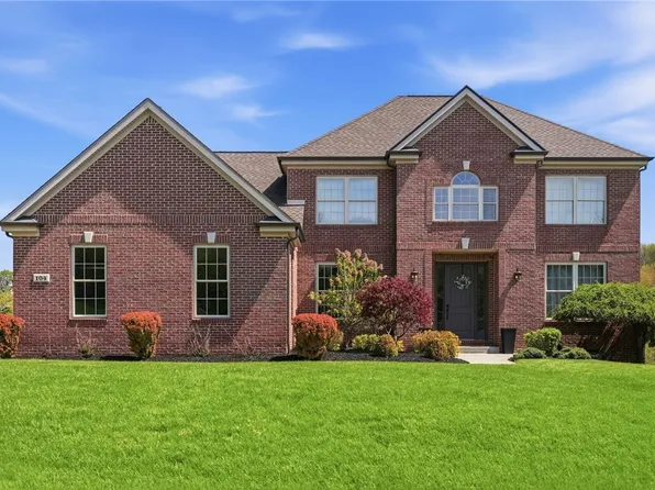 104 Dalliance Ct, Cranberry Township, PA 16066