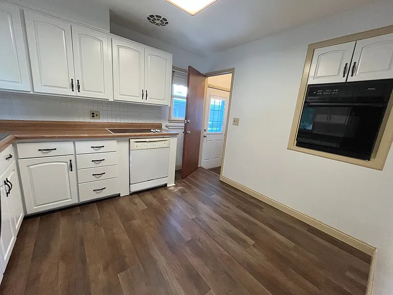 1411 S Willow Ave — Photo 7