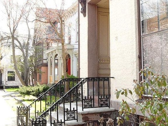 Entry way