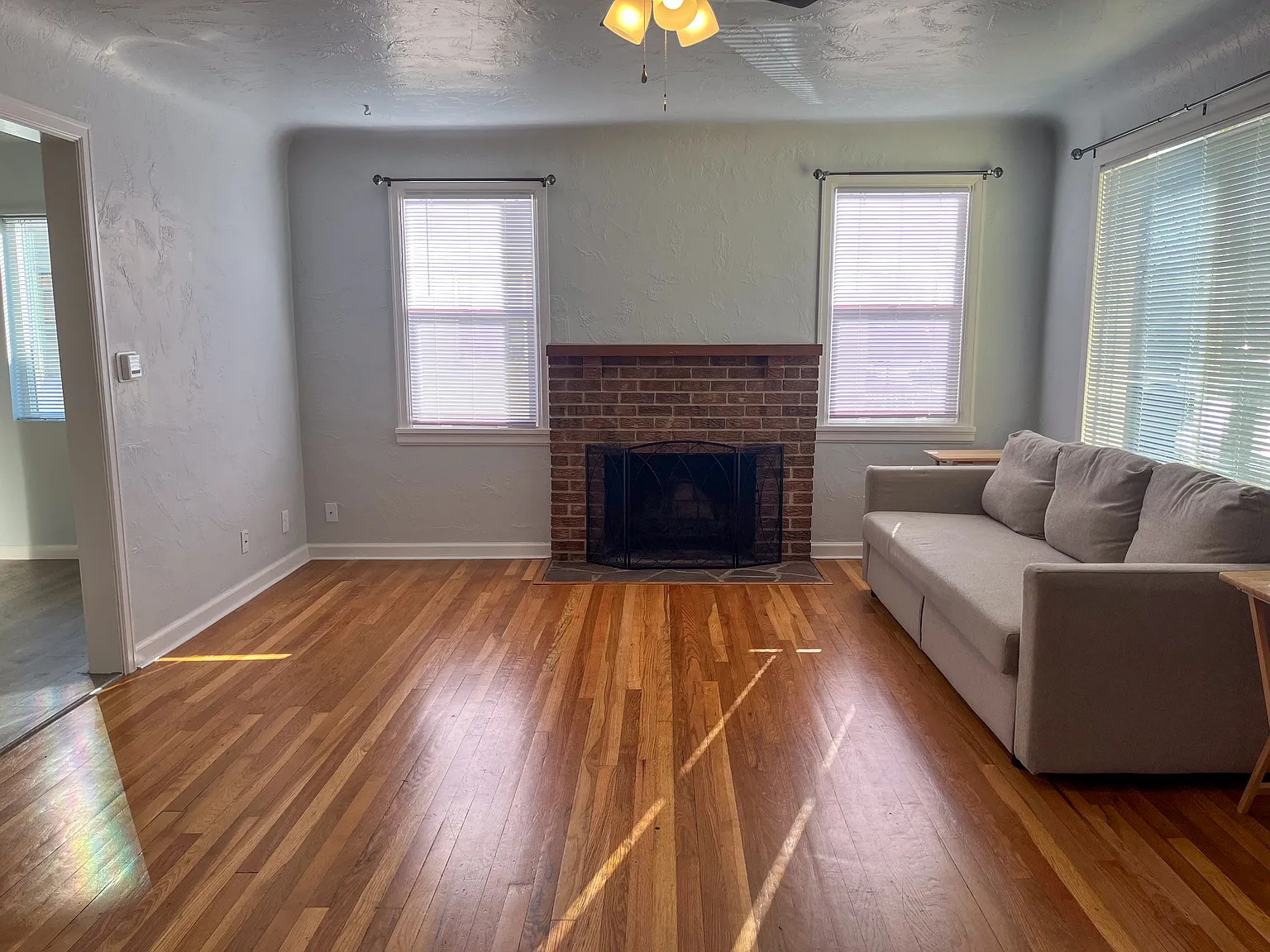 4 bed, 1917 sqft, $800 — Photo 4
