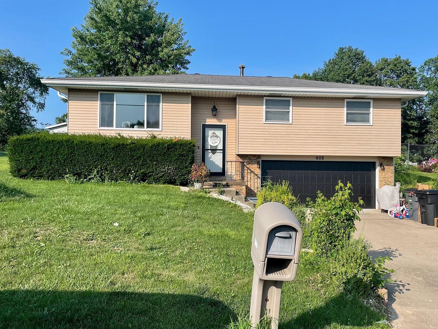 608 Kerfoot St, East Peoria, IL 61611 Zillow