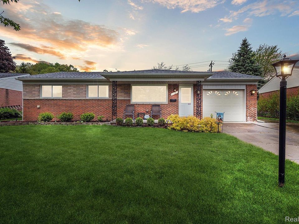1st image of 6686 Chirrewa St