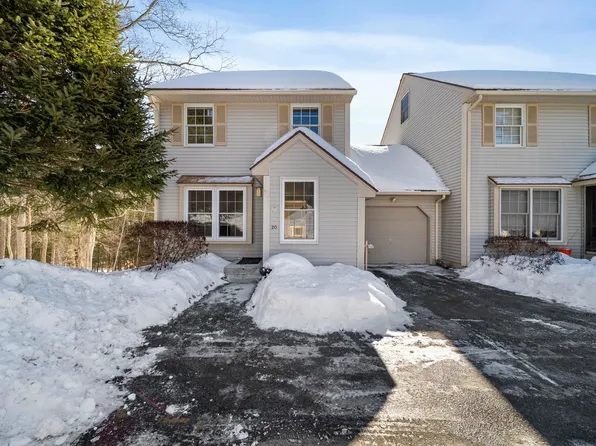 20 Larson Drive #20, Hampstead, NH 03841