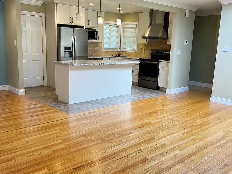 143 Highland Oaks Dr — Photo 7