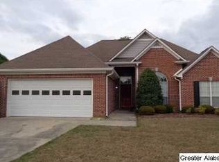 136 Summerchase Pkwy, Calera, AL 35040