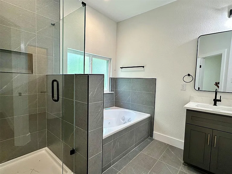 15113 N Flamingo Dr — Photo 14