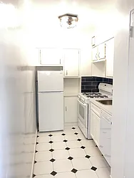 Rented by Chana Ofek, LREB