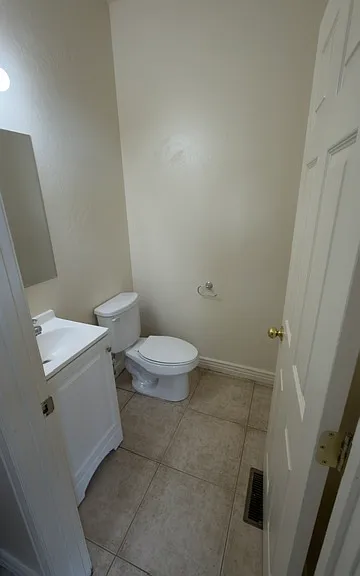 1238 E Jen Dr — Photo 19