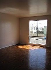 2nd image of 3520 Vicente St