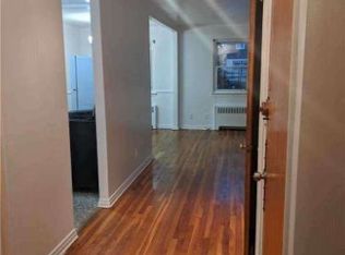 5504 137th St, Flushing, NY 11355