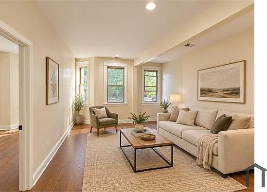 1224 Maryland Ave NE — Photo 1