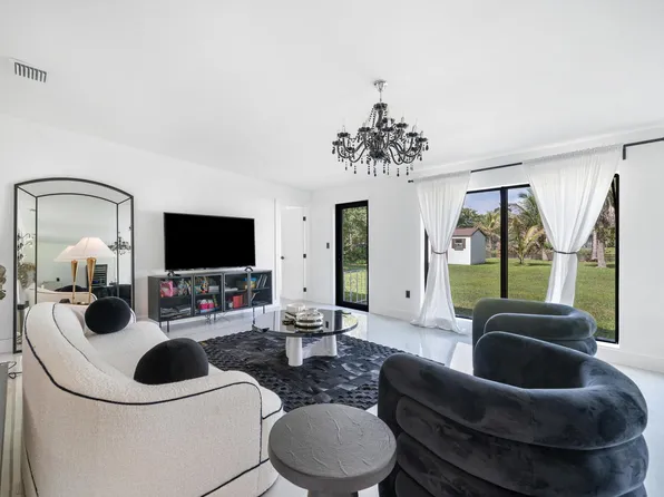 13010 Griffing Blvd, North Miami, FL 33161