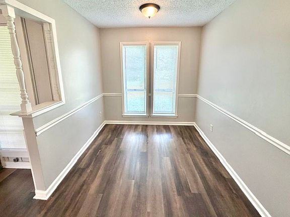 4th image of 2990 Santa Valley St
