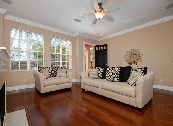 5th image of 2406 Victoria Gardens Ln