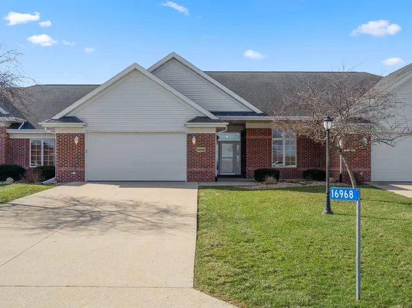 16968 Thunder Ridge Dr, Peosta, IA 52068