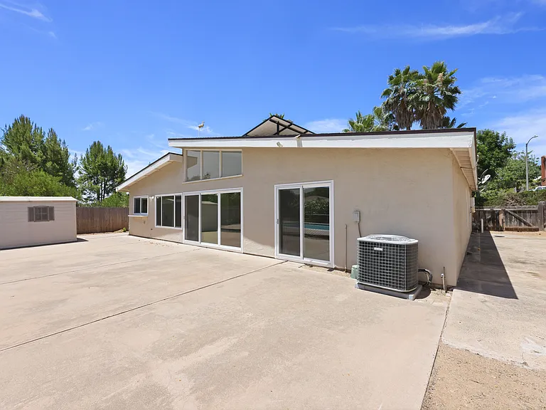 14545 Hillndale Way — Photo 26