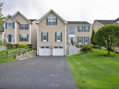 622 Creekside Lane, Fishkill, NY, 12524