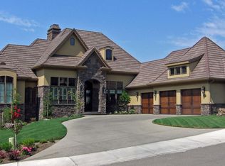 5637 Saddle Ridge Dr, Medford, OR 97504