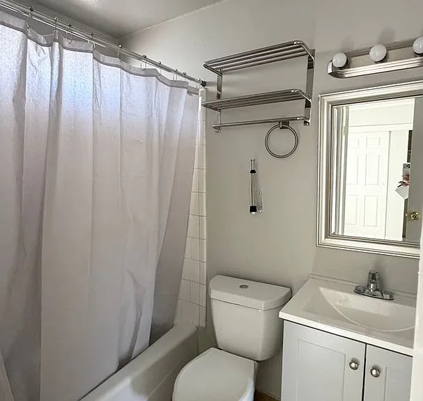 10059 Pinewood Ave — Photo 13