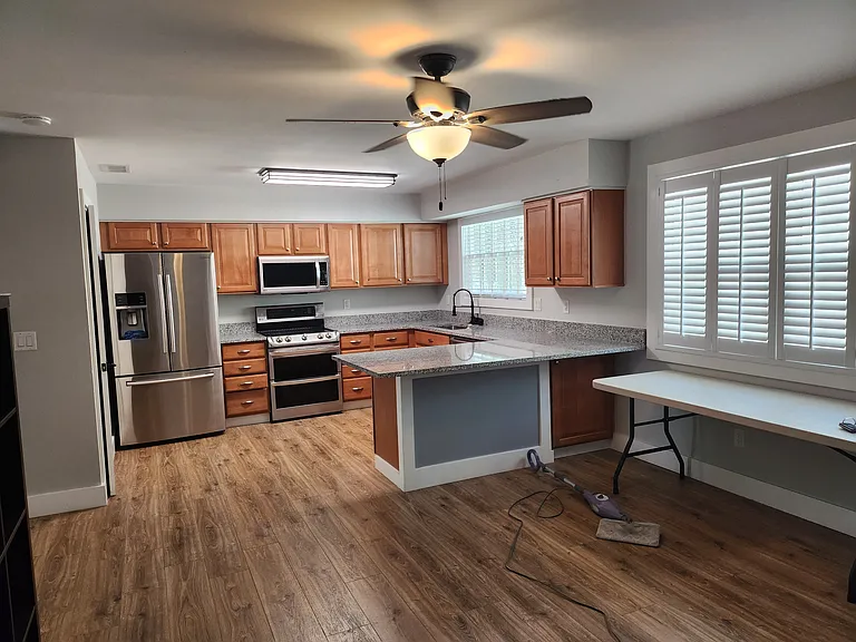 3068 Huron Ave — Photo 4