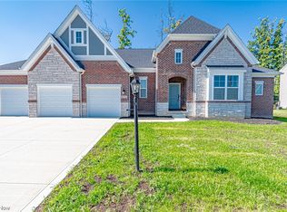 10756 Fallen Maple Trl, Columbia Station, OH 44028