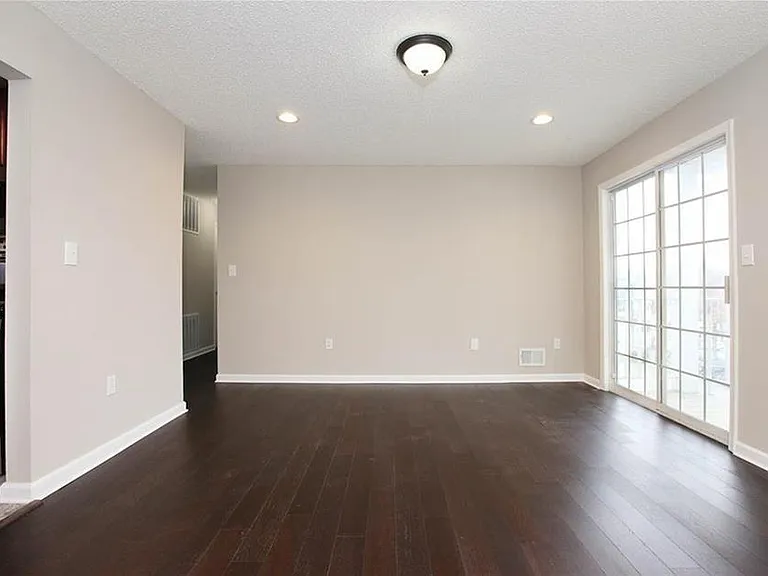 155 Darwin Ln — Photo 12