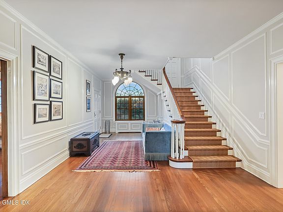 5th image of 736 Lake Ave