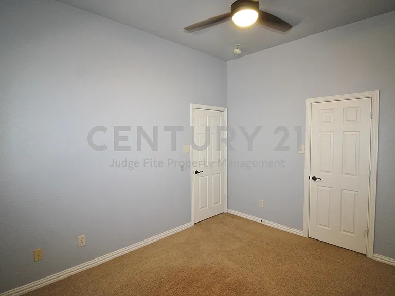 2610 Tall Meadows Dr — Photo 23