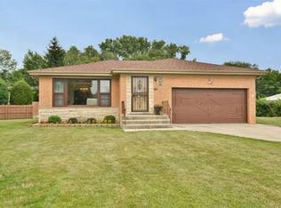 5625 N Rogers Ave, Chicago, IL 60646