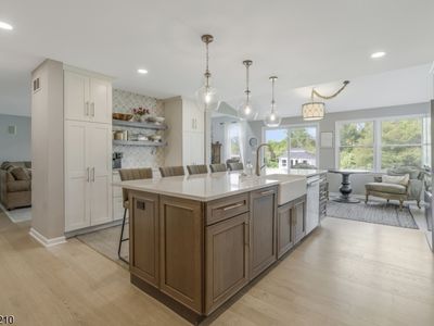14 Heath Rd, Whitehouse Station, NJ, 08889
