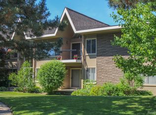 1975 Klingensmith Rd UNIT 22, Bloomfield Hills, MI 48302