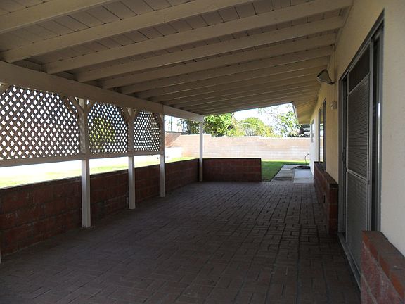 3rd image of 17768 Granada Ave